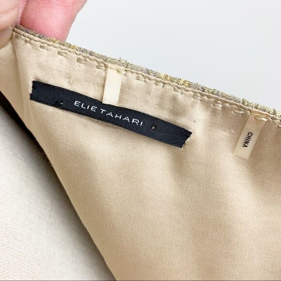 Tahari Scoop Neck Sleeveless Gold Brocade Sheath Dress w/Organza Trim NWOT Sz 10 - Picture 13 of 16